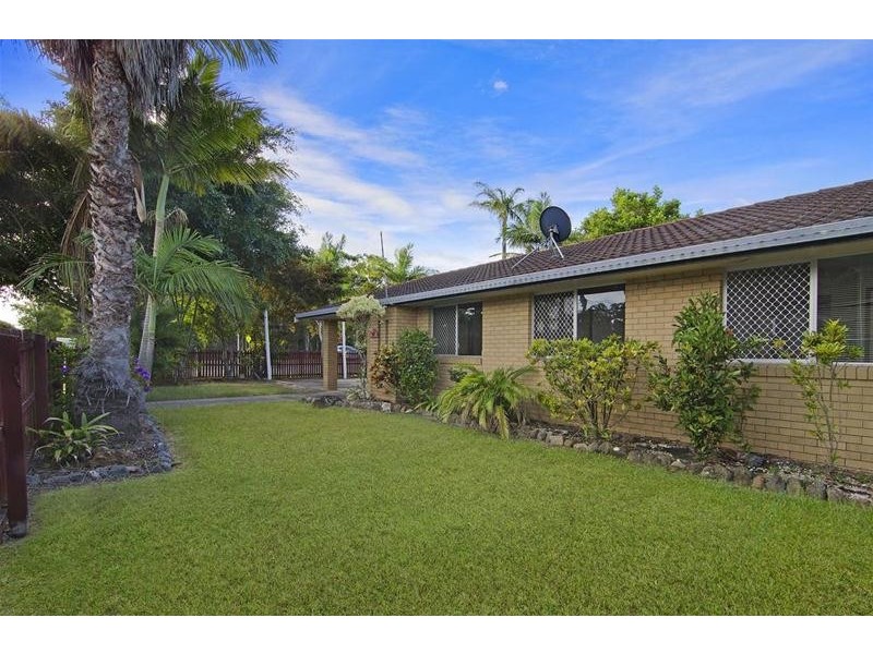 53 Broadwater Street, Runaway Bay QLD 4216