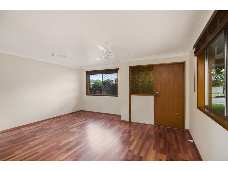 53 Broadwater Street, Runaway Bay QLD 4216