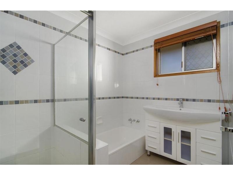 53 Broadwater Street, Runaway Bay QLD 4216