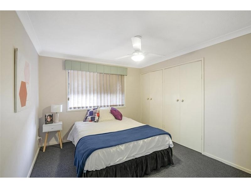 16 Sequoia Close, Elanora QLD 4221