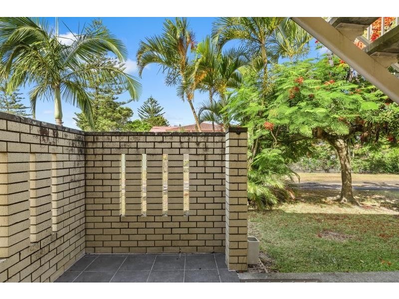 1/29 Tallebudgera Drive, Palm Beach QLD 4221