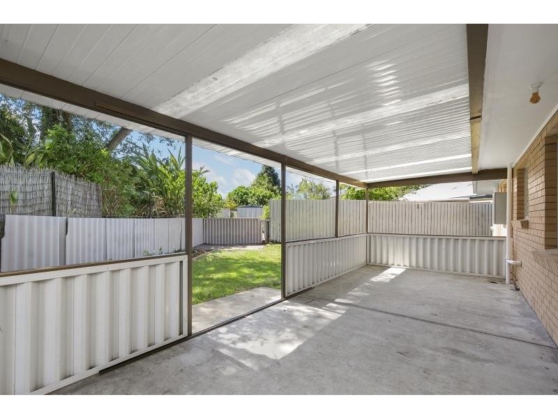 17 Cairns Avenue, Palm Beach QLD 4221