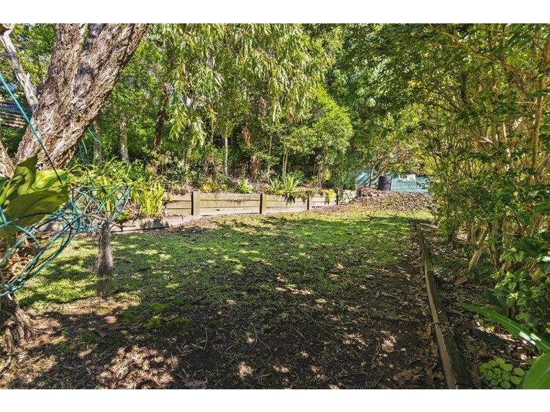 24 Foothill Street, Elanora QLD 4221