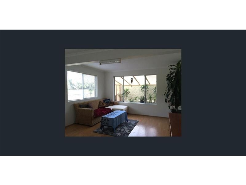 10 Cabarita Avenue, Tugun QLD 4224