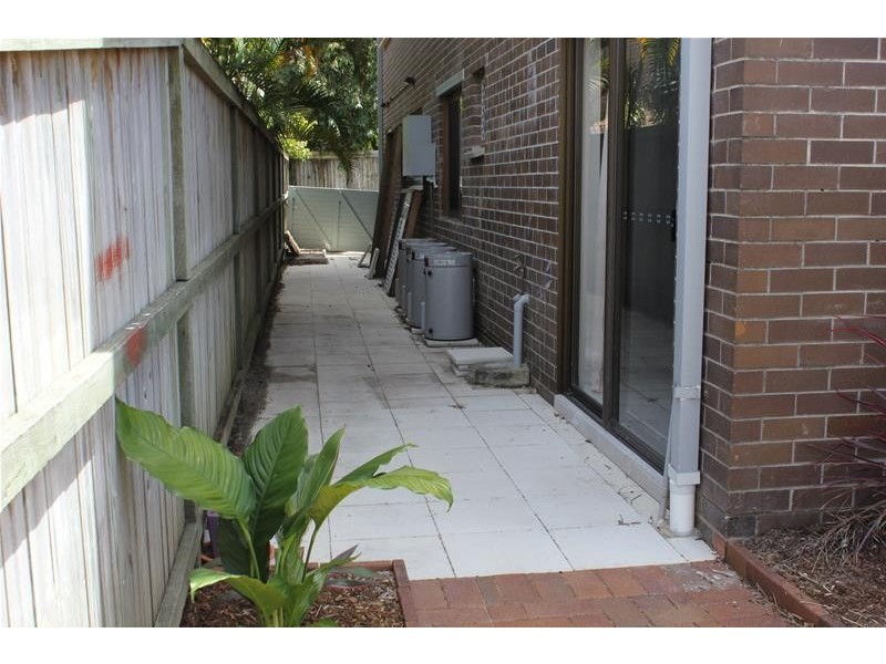 4/33 Boodera  Road, Palm Beach QLD 4221