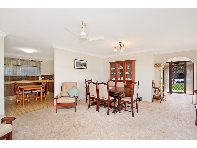 13 Dianella Court, Elanora QLD 4221