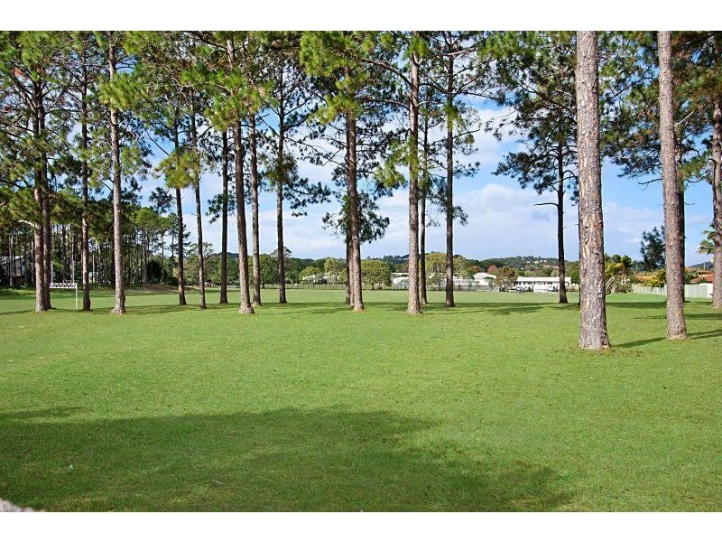 13 Dianella Court, Elanora QLD 4221