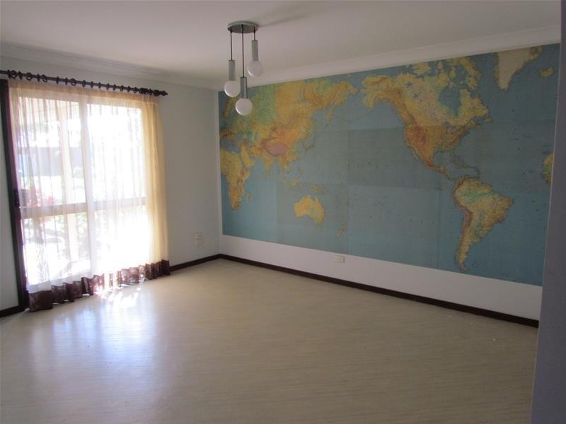 14 Foreshore Close, Elanora QLD 4221