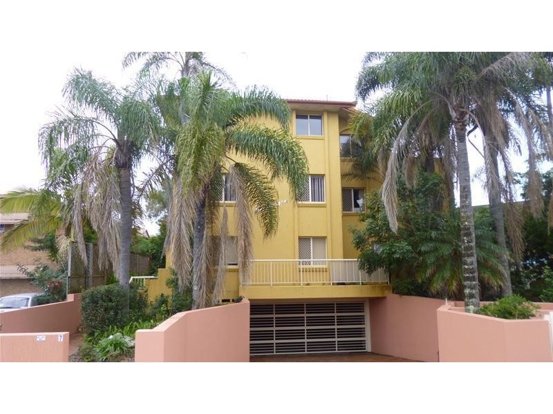 7/7 Twenty Seventh Avenue, Palm Beach QLD 4221