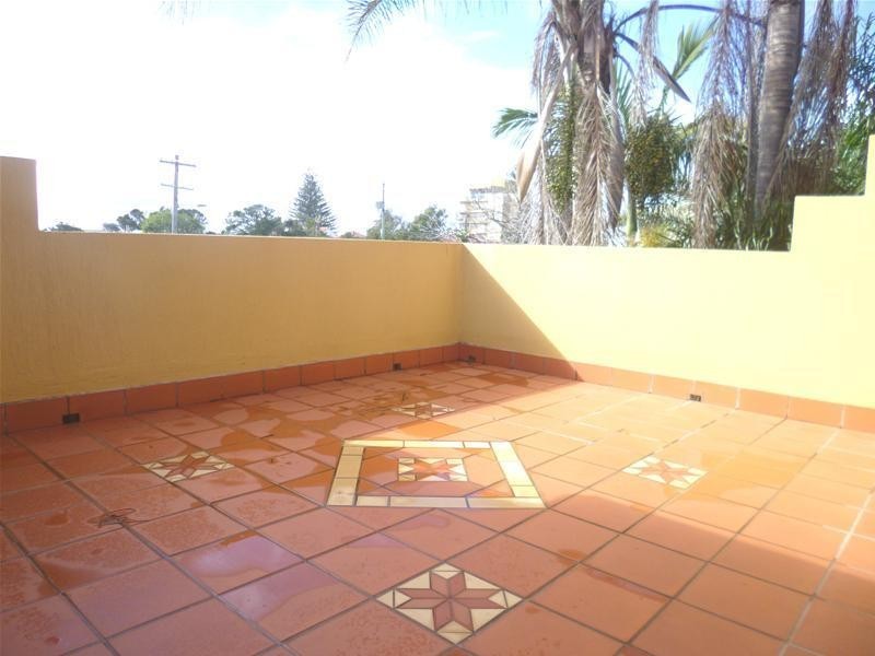 7/7 Twenty Seventh Avenue, Palm Beach QLD 4221