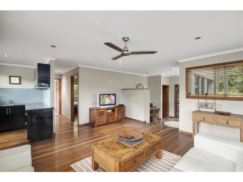 12 Hoffschildt Drive, Currumbin Waters QLD 4223