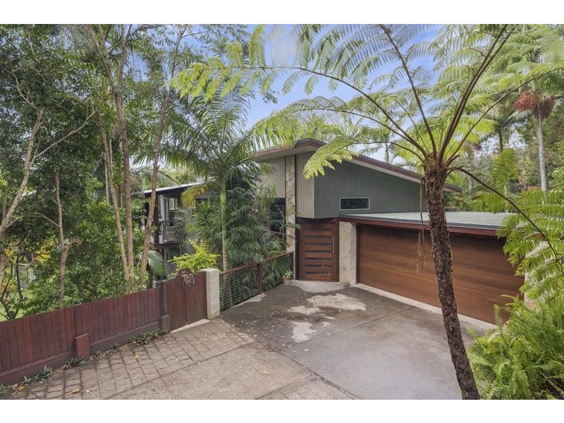 12 Hoffschildt Drive, Currumbin Waters QLD 4223