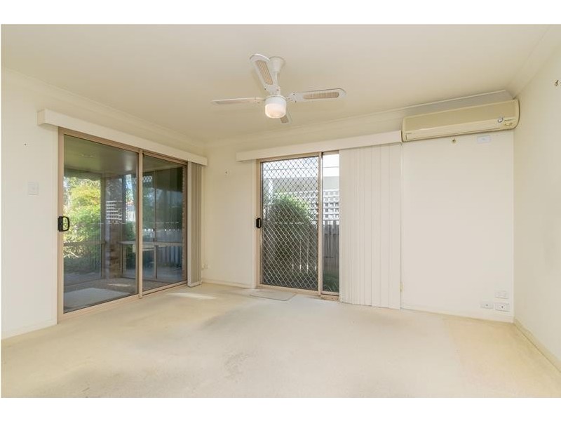 1/7 Luzon Parade, Palm Beach QLD 4221