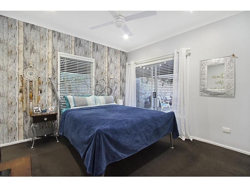 12 Larentia Street, Currumbin Waters QLD 4223