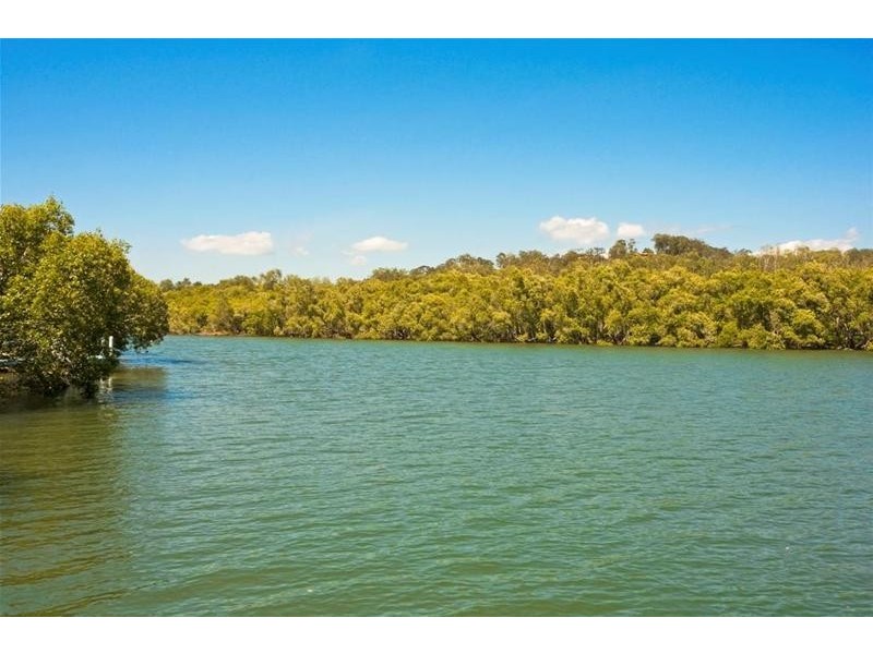 13 Chown Avenue, Currumbin Waters QLD 4223