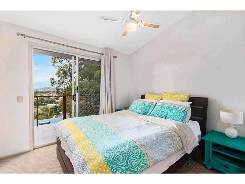 11 Chidlow  Court, Elanora QLD 4221