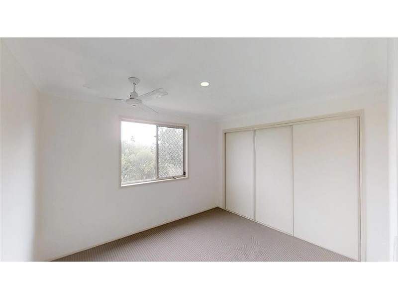 5 Brushbox Street, Elanora QLD 4221