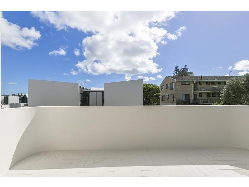 2/45 Magnoli Circuit, Palm Beach QLD 4221