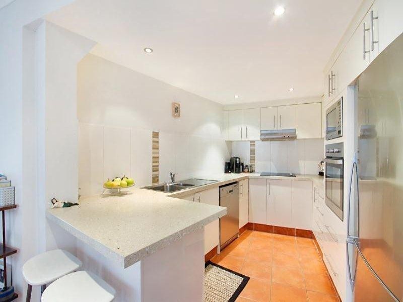 2/129 Laguna Avenue, Palm Beach QLD 4221