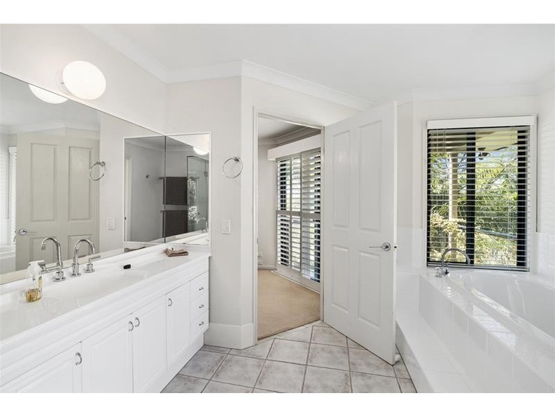 30 Armada Crescent, Currumbin Waters QLD 4223