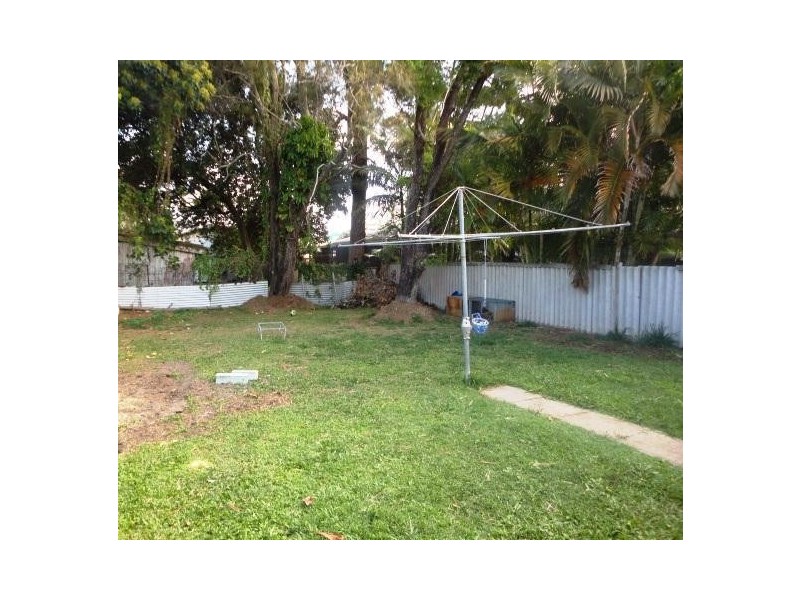 44 Seventh Avenue, Palm Beach QLD 4221