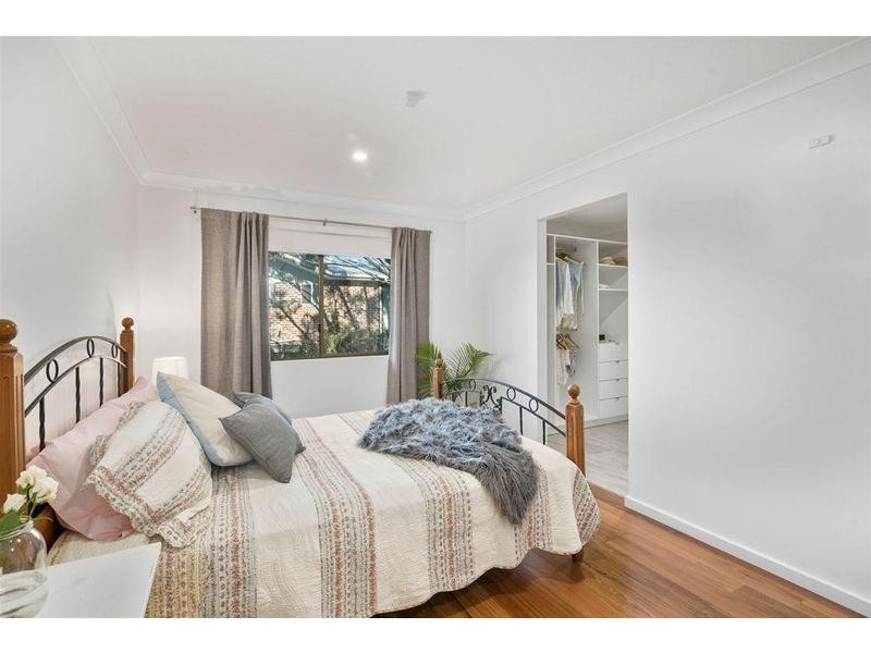 40 Larentia Street, Currumbin Waters QLD 4223