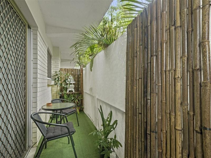 9/41 Tallebudgera Drive, Palm Beach QLD 4221