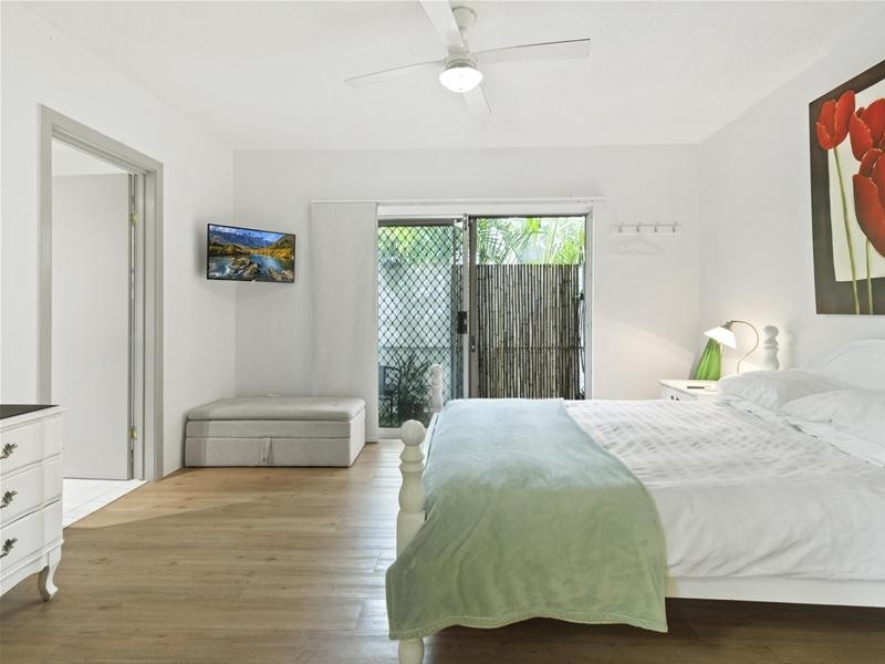 9/41 Tallebudgera Drive, Palm Beach QLD 4221