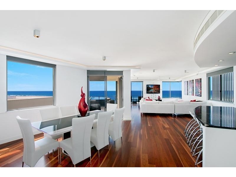 4/399 Golden Four Drive, Tugun QLD 4224