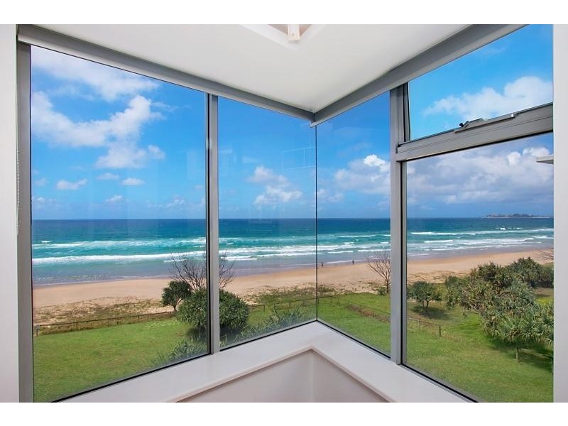 4/399 Golden Four Drive, Tugun QLD 4224