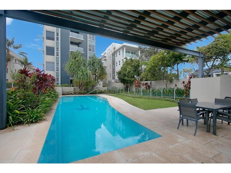 4/399 Golden Four Drive, Tugun QLD 4224