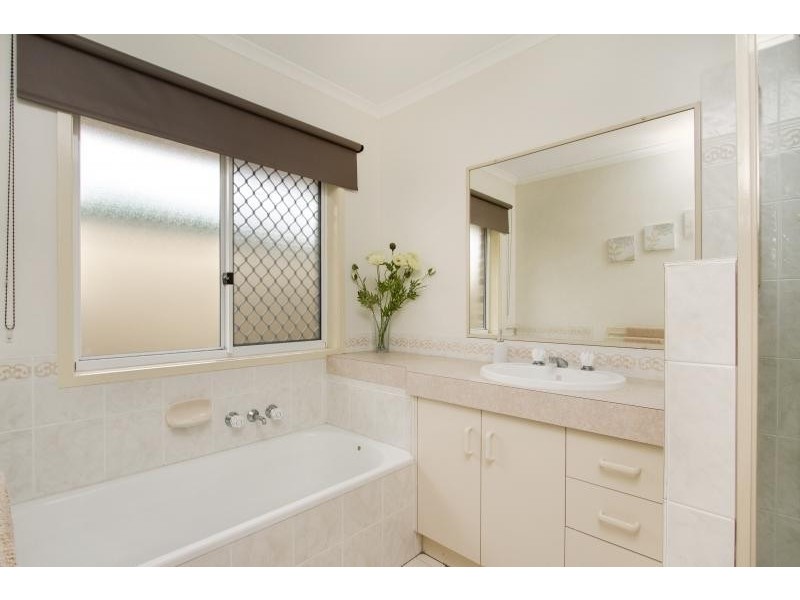 18 Carstens Court, Currumbin Waters QLD 4223