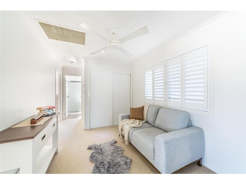 19 Twenty Seventh Avenue, Palm Beach QLD 4221