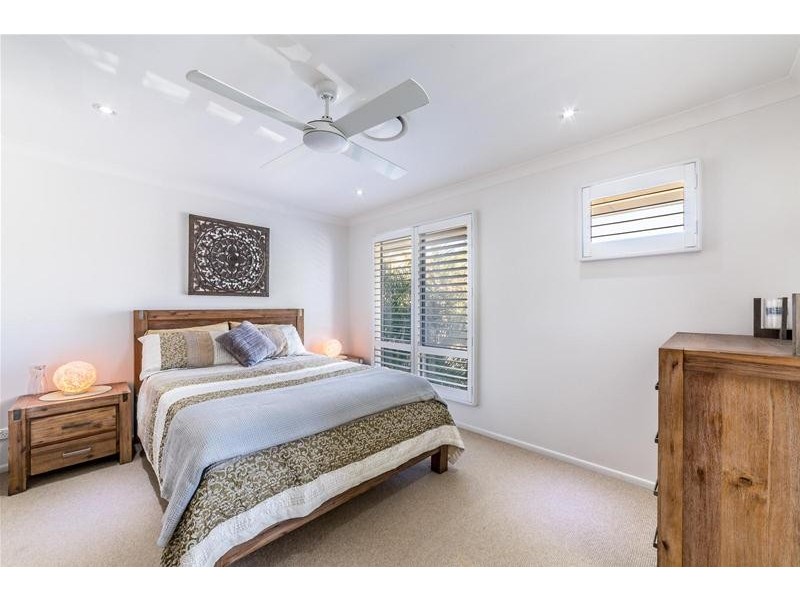 19 Twenty Seventh Avenue, Palm Beach QLD 4221