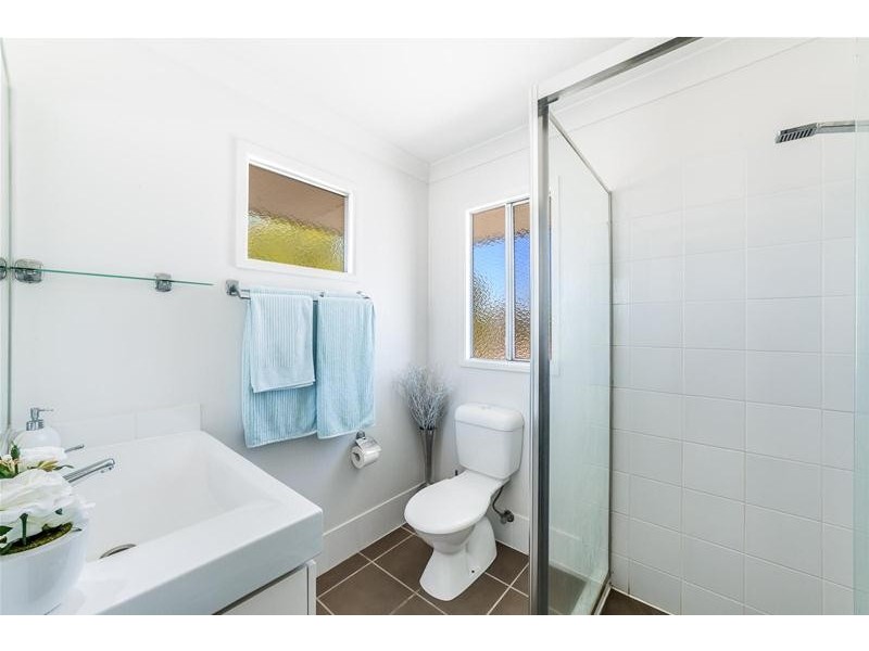 19 Twenty Seventh Avenue, Palm Beach QLD 4221