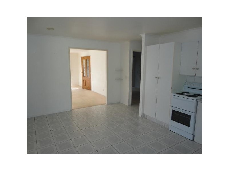 3 Exmouth Court, Elanora QLD 4221