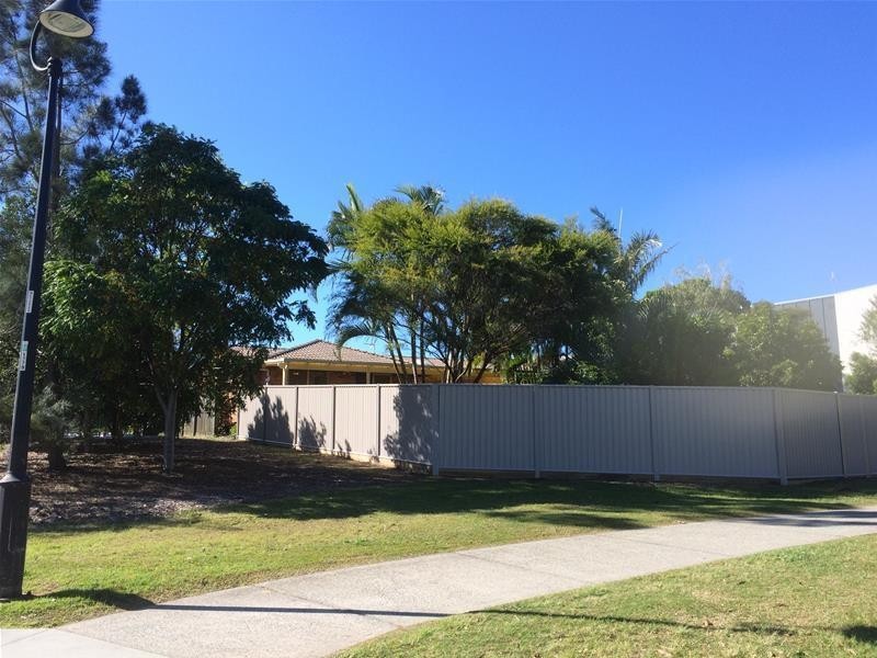 1/68 Galeen Drive, Burleigh Waters QLD 4220