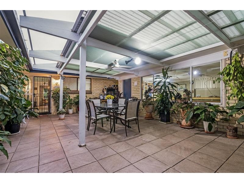 16 Eucalypt Street, Palm Beach QLD 4221