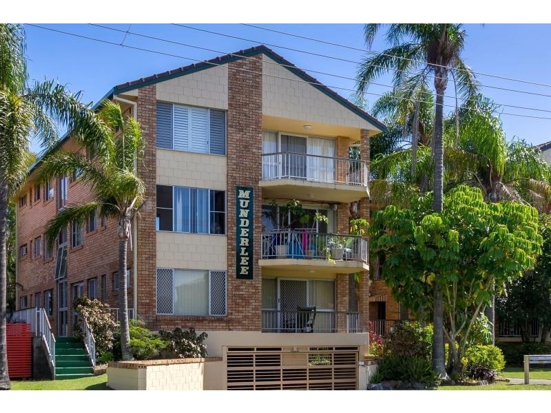 2/9 Twenty Eighth Avenue, Palm Beach QLD 4221