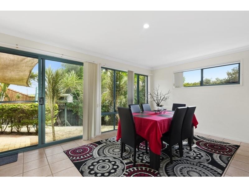 18 Leopard Avenue, Elanora QLD 4221