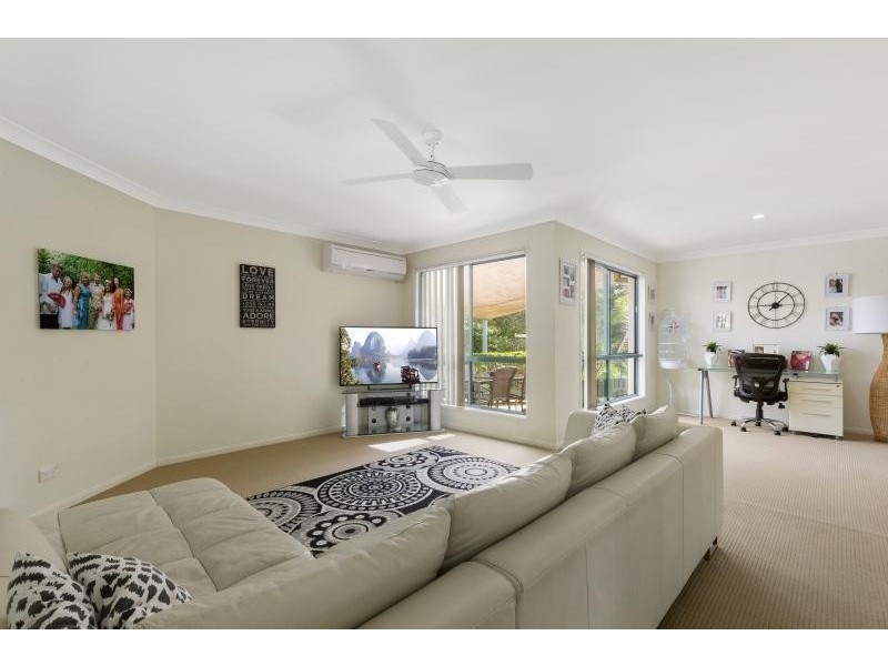 18 Leopard Avenue, Elanora QLD 4221