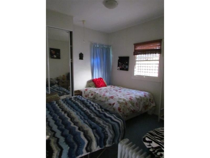 18 Twenty Third Avenue, Palm Beach QLD 4221