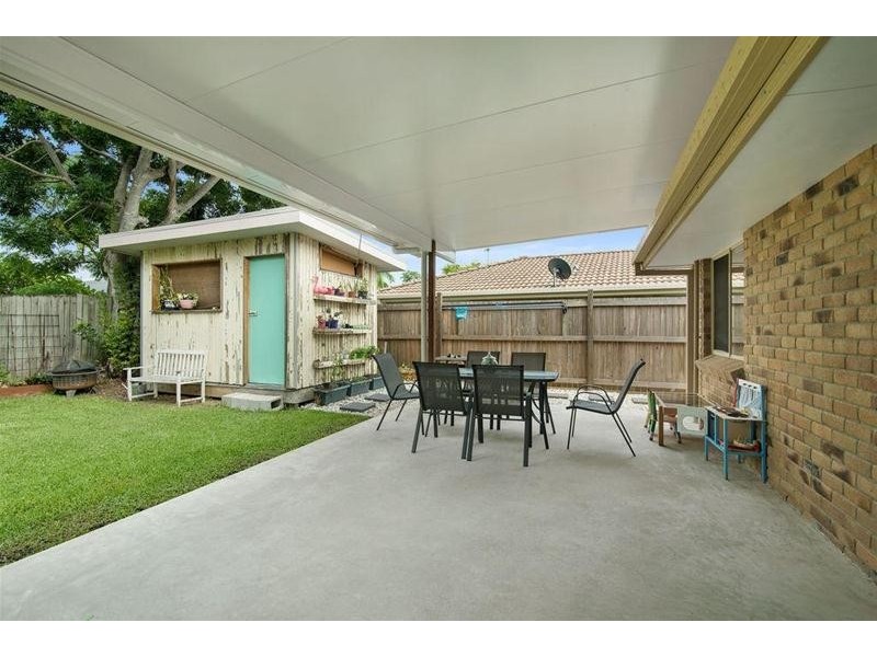 10 Southlake Drive, Varsity Lakes QLD 4227