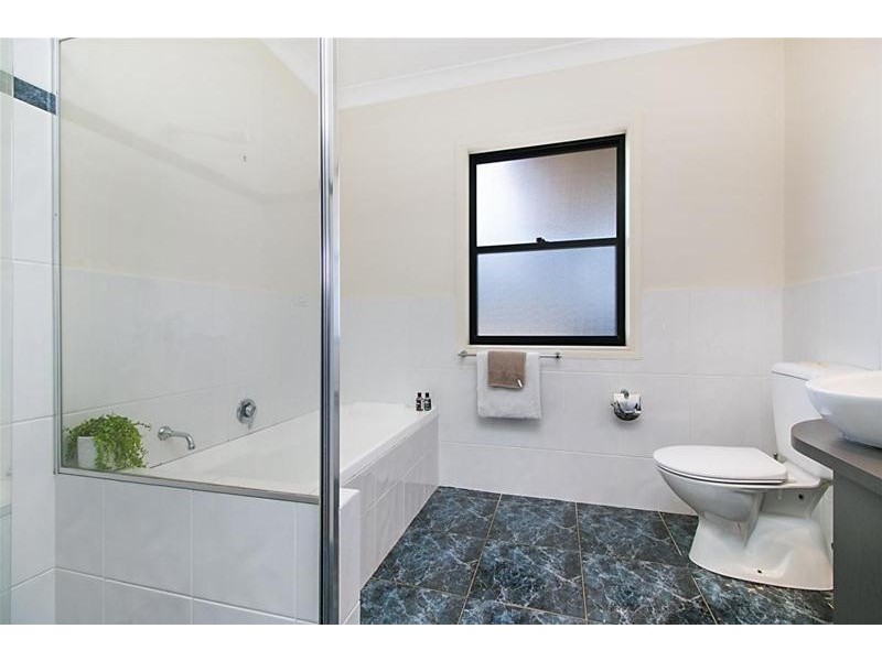 2/31 Leyte Avenue, Palm Beach QLD 4221