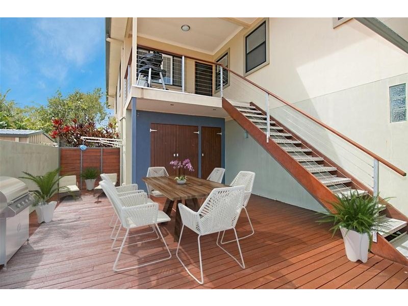 2/31 Leyte Avenue, Palm Beach QLD 4221