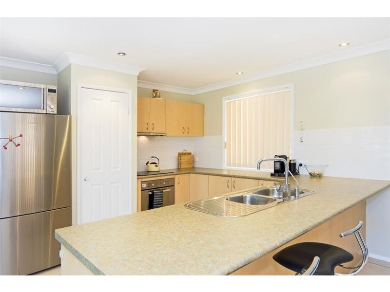 3 Fig Street, Elanora QLD 4221