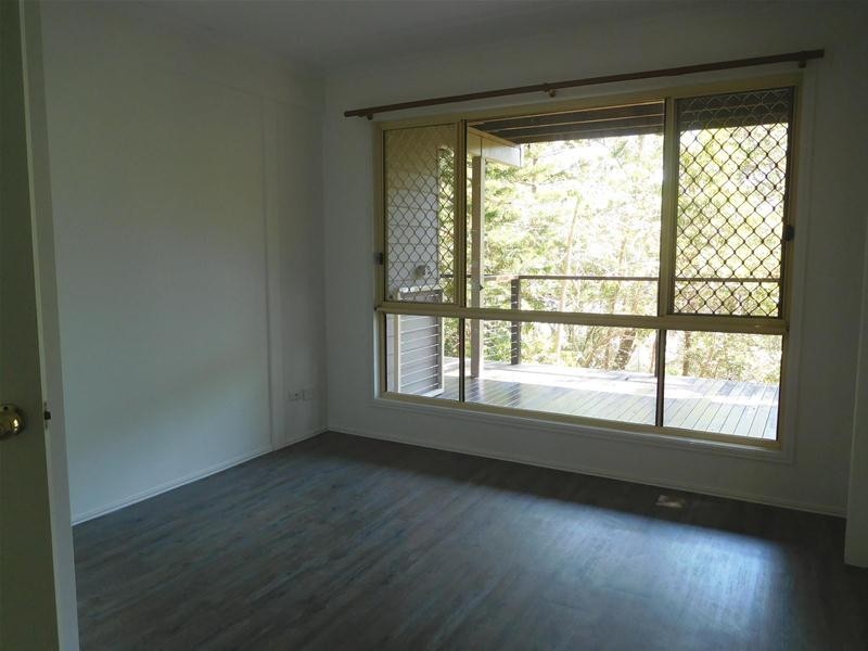 27 Fenton Drive, Tallebudgera QLD 4228