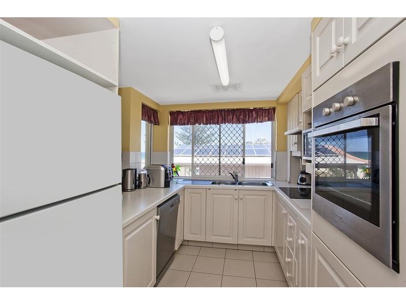 25/4 Twenty Fifth Avenue, Palm Beach QLD 4221