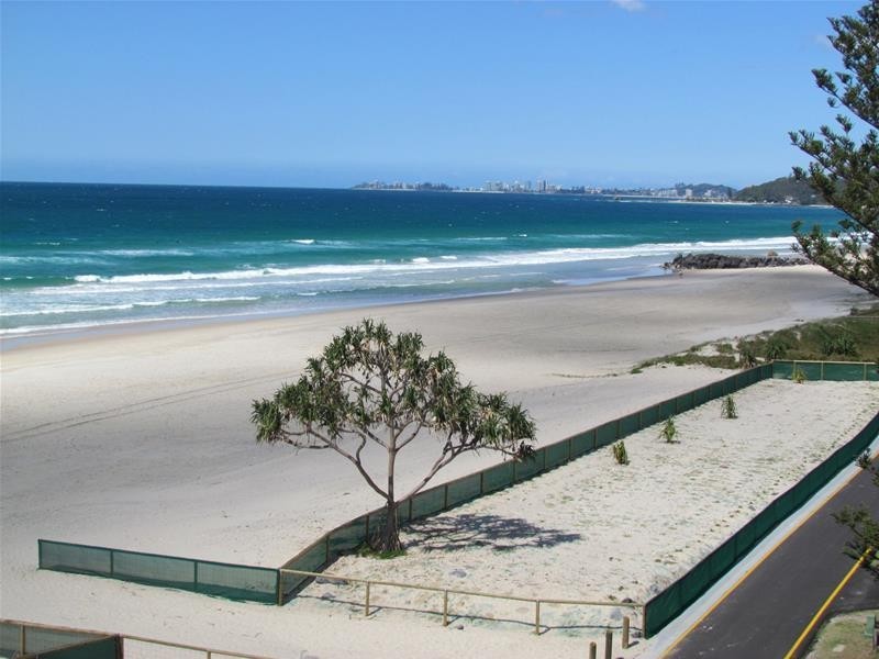 25/4 Twenty Fifth Avenue, Palm Beach QLD 4221