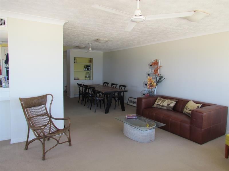 25/4 Twenty Fifth Avenue, Palm Beach QLD 4221